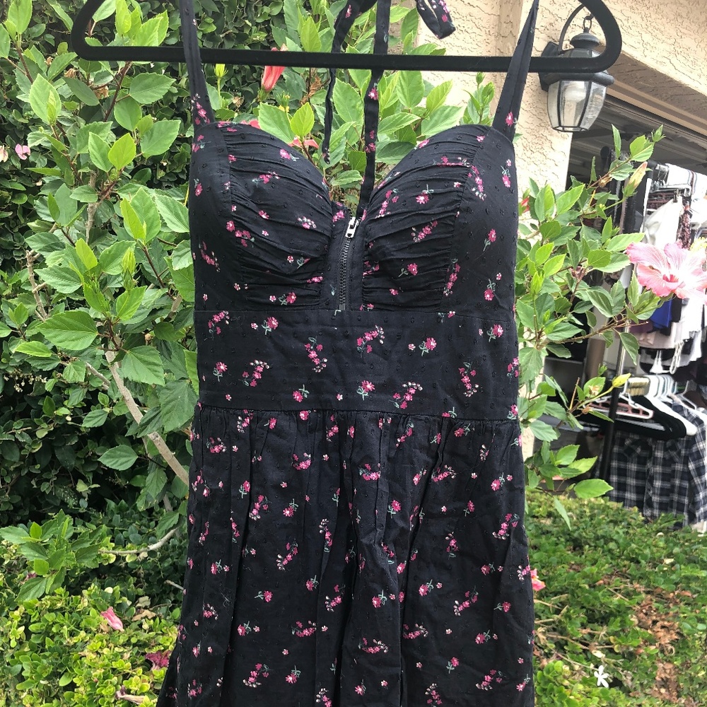 Guess Retro Black Pink Floral Halter Tie Sundress